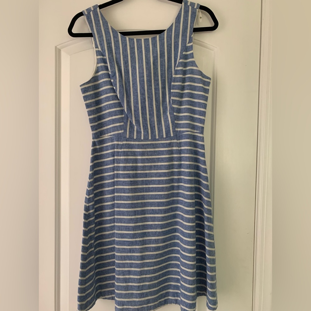 Vineyard Vines Dress